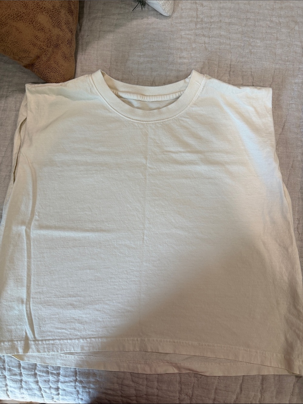 Butter Cream Crew Neck Tank Top - Classic Everyday Tee